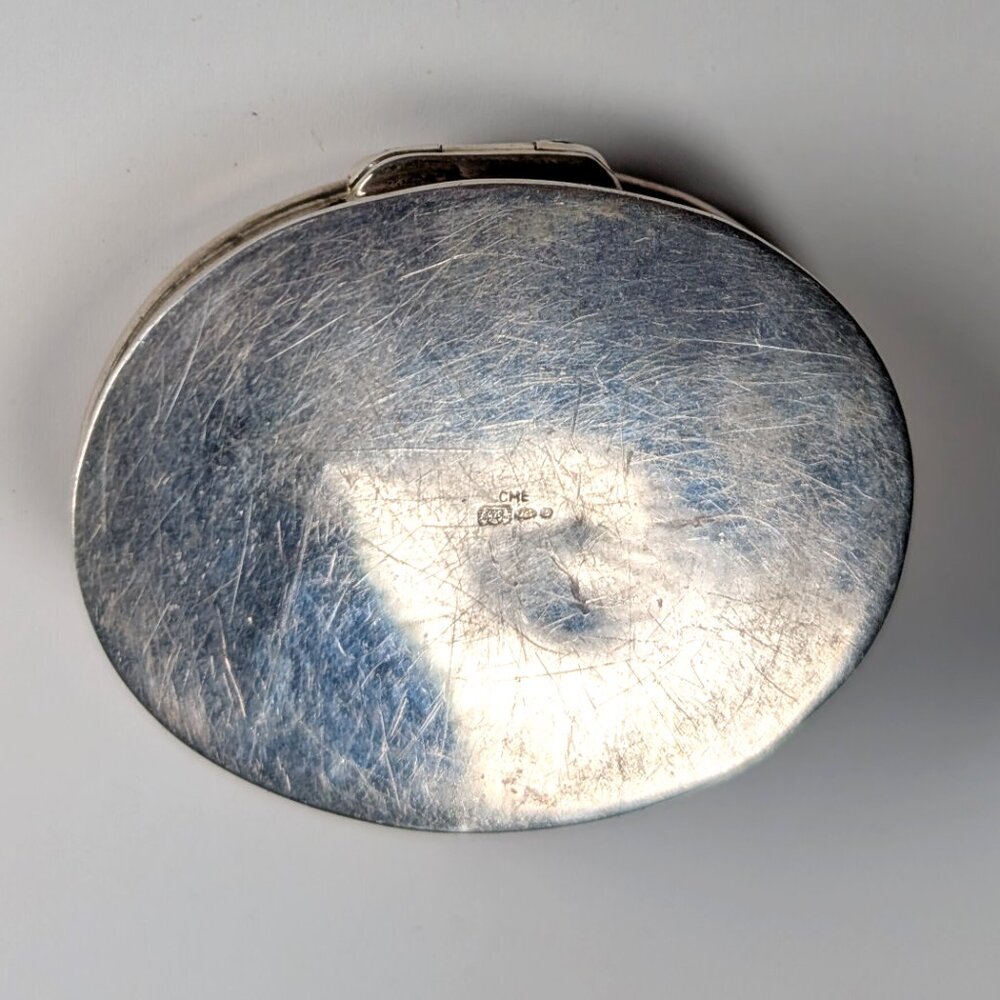 Sterling Silver Fairy pill box or trinket Box - Picture 13 of 14